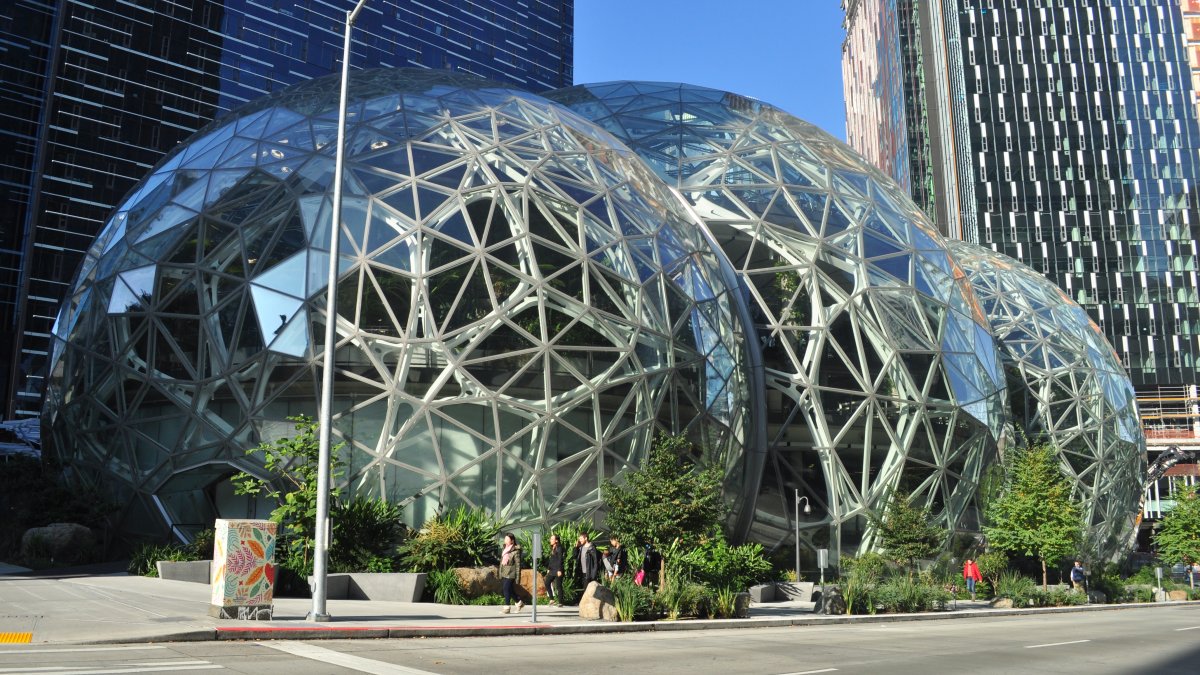 Amazon in Talks to Buy Decart at About $7 Billion After Anthropic Walked From a $6 Billion Deal