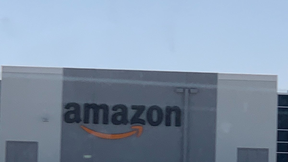 AWS Grows 39% to $45.98 Billion as Amazon's Cloud Hits a Five-Year High, but a $42.4 Billion Cash Outflow Sinks the Stock