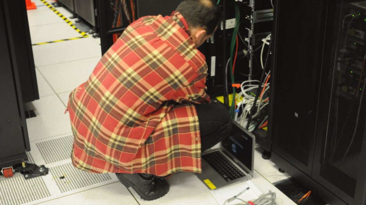 Claude Finds 493 Attack-Surface Issues in 25 Open-Source Projects, Including a 21-Year-Old Config Conflict