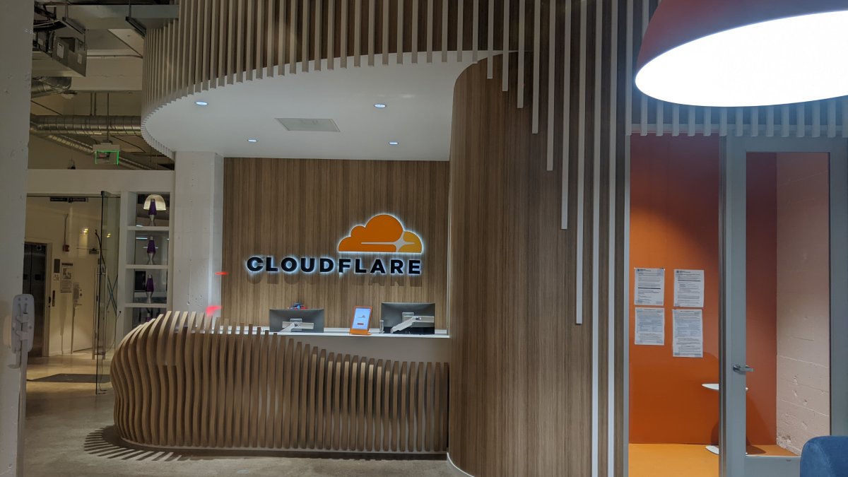 Cloudflare Open-Sources Clef, a 27B Decision Model That Claims to Beat Jev on Speed - With Apache 2.0 Weights