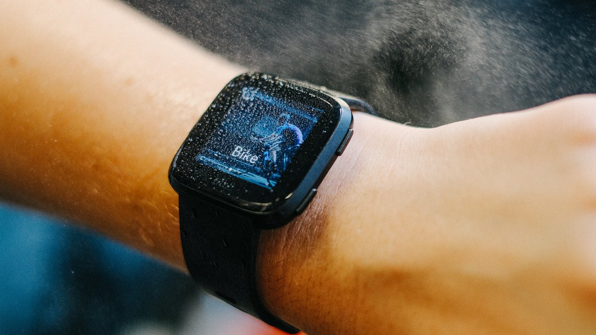 Google Puts a $179.99 Fitbit Edge Behind a Health AI That Tracks Blood Pressure and Insulin Trends Without Needles