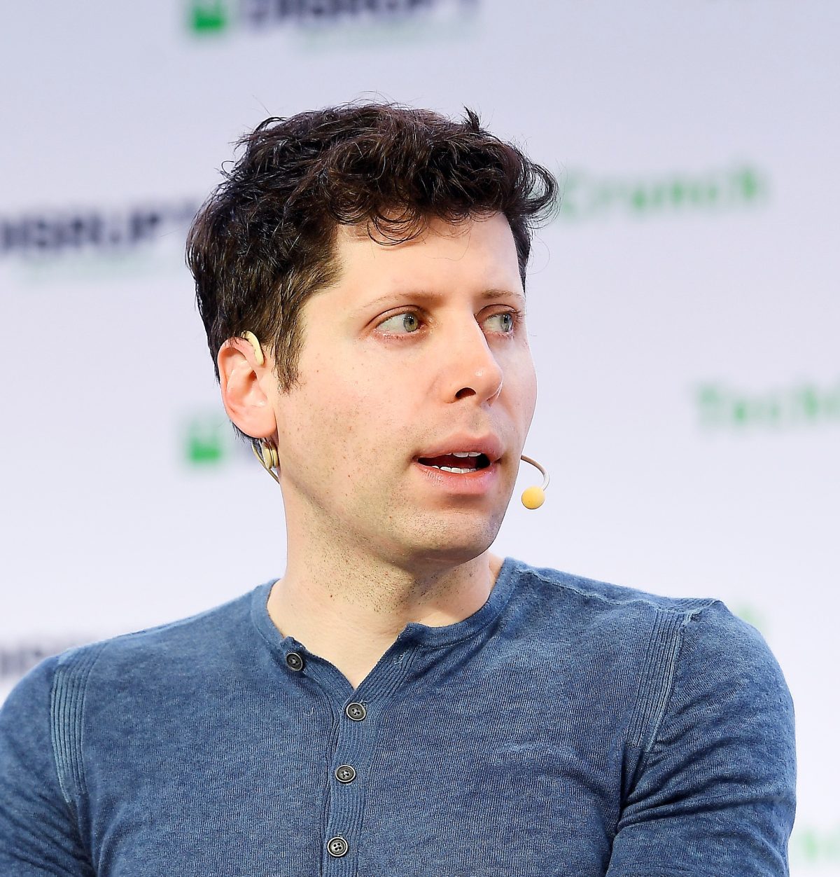 Anthropic and OpenAI Trade Price Cuts Within Hours, Igniting a Full-Blown AI Token Price War