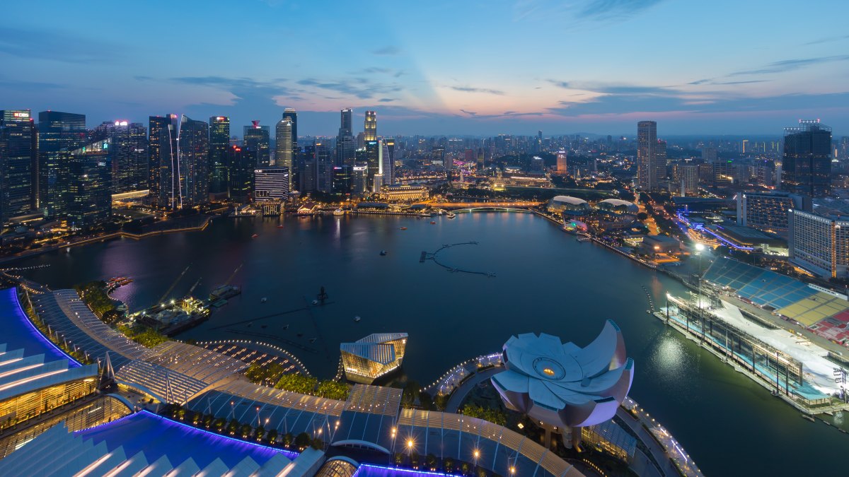 Manus Founders' China Exit Bans Are Lifted After the $500 Million Reboot: Singapore HQ Stays, Beijing Hiring Starts