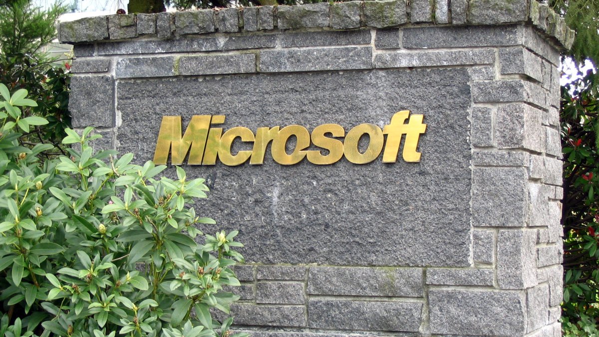 Microsoft-Decision-1 Claims 35x the Speed of GPT-6 Sol for $0.042 per Million Input Tokens, With Output Free