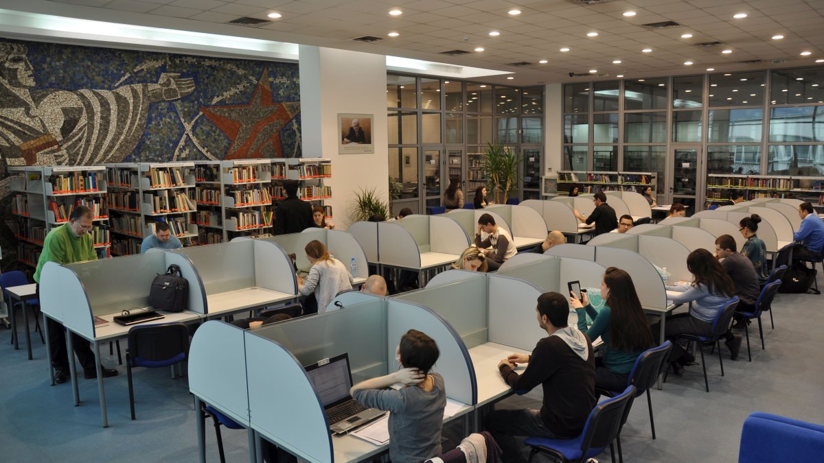 Sakana AI Planted 1,164 Errors in Real Research Papers. Its Claude-Based Reviewer Caught 73% of the Core Ones