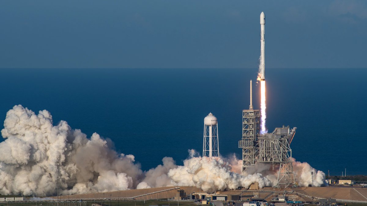 Tesla and SpaceX Form Special Committees to Explore What Would Be the Largest Merger in History