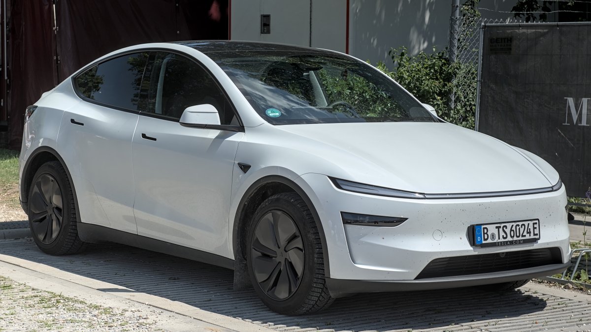 Turo Turns Thousands of Rental Teslas Into FSD Test Drives: Verified Listings Start October 28