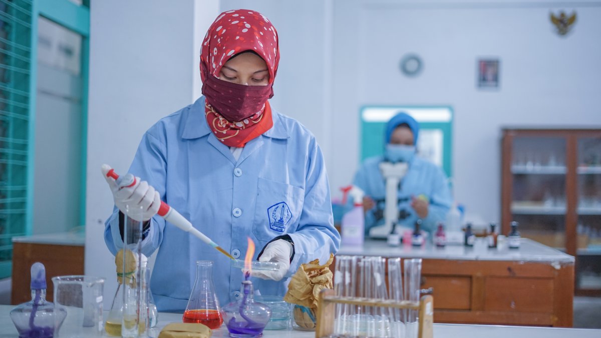 UK Puts 100 Million Pounds Into an AI Biosecurity Lab Backed by OpenAI, Anthropic and DeepMind