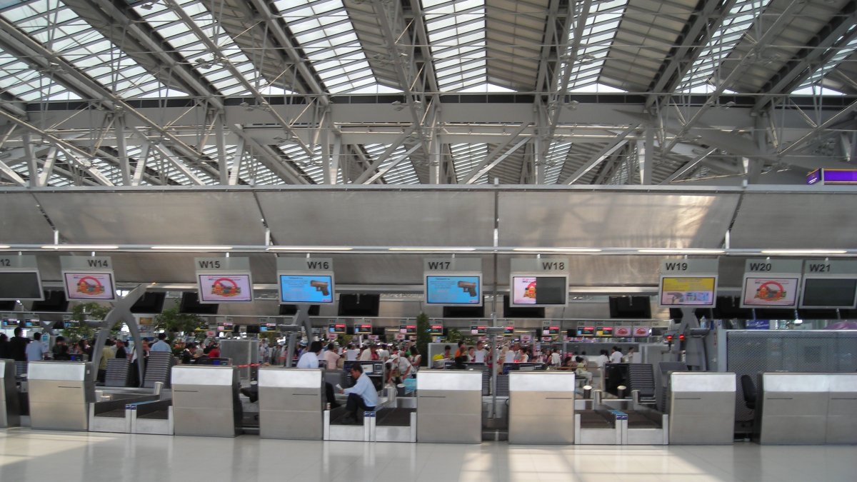 Yelp, Delta and Amtrak Are Shutting Their Doors to AI Agents That Book, Shop and Browse for You